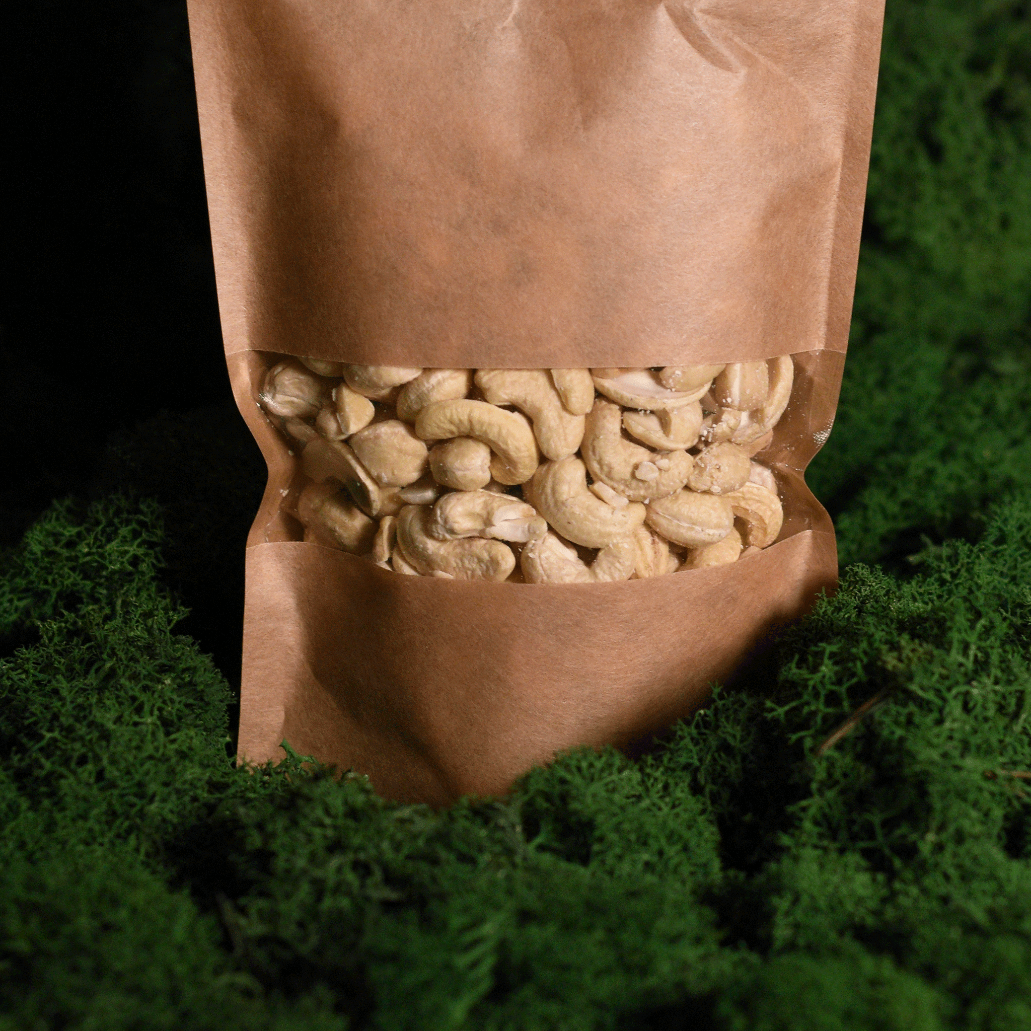 Džiovinti vaisiai ir riešutai