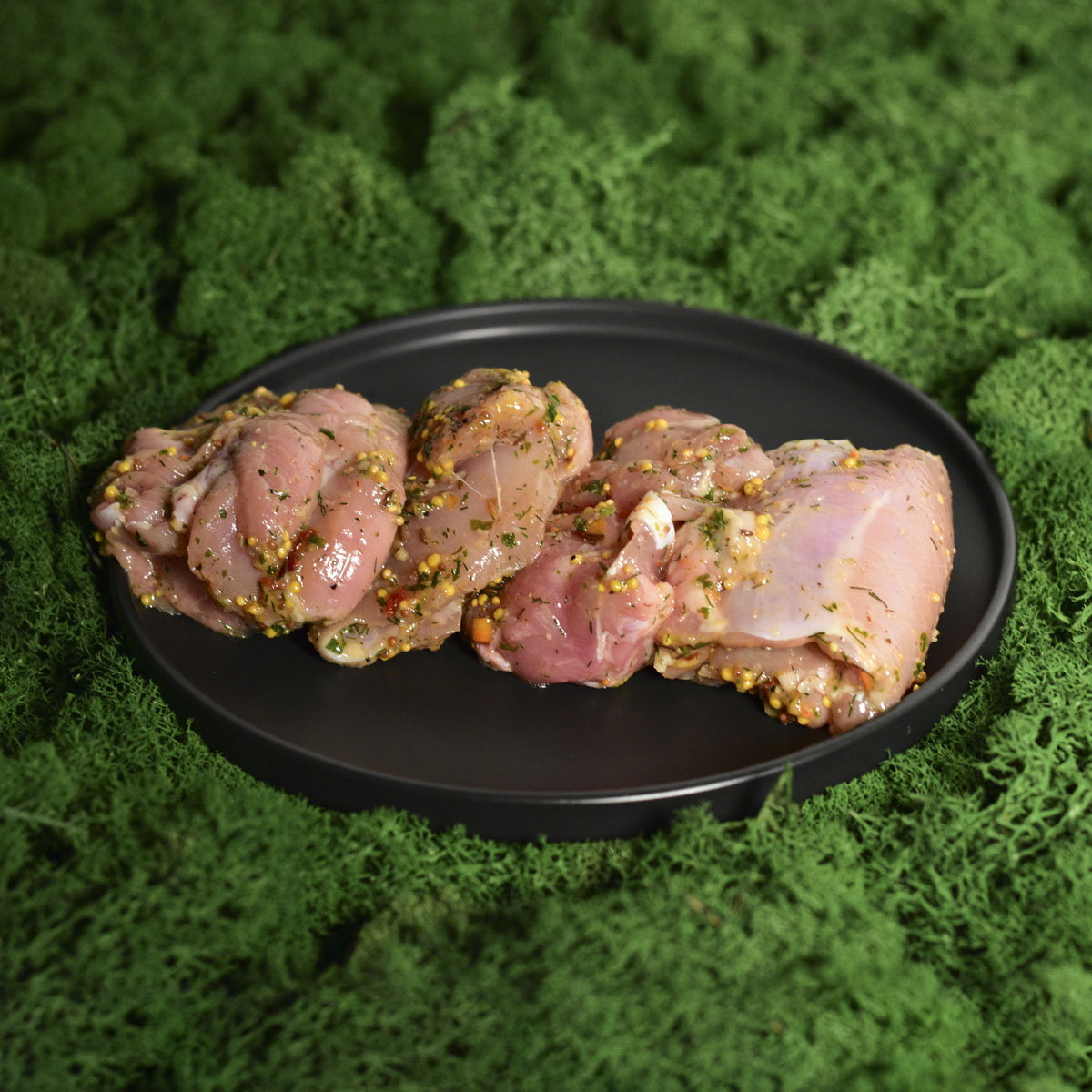 Vištiena marinuota pikantiškame garstyčių ir krapų marinate